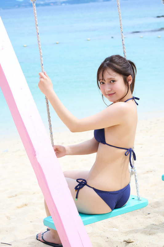 AKB48 鈴木くるみ写真集『夢の重さ』 (c)Takeo Dec.(秋田書店)2025