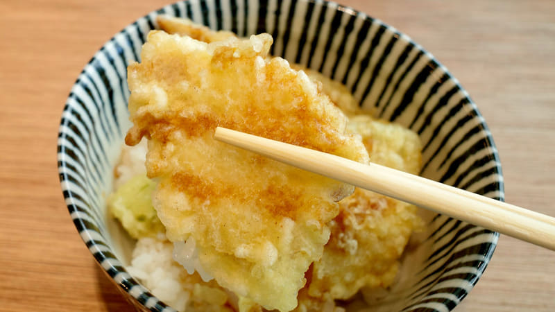 のどぐろ天は脂の旨味が極上なのに、味にクドさがないのが最高！