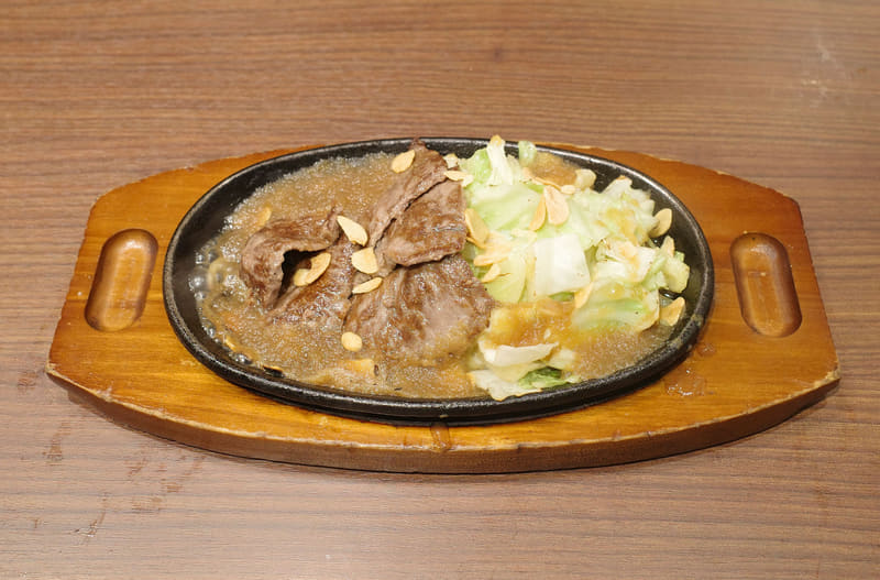 「宮ロースじゅうじゅう焼き」には「宮のたれ強」がオススメ！