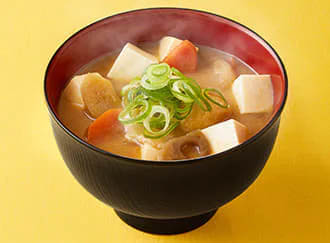 【参考】通常の「豚汁」240円(税込)