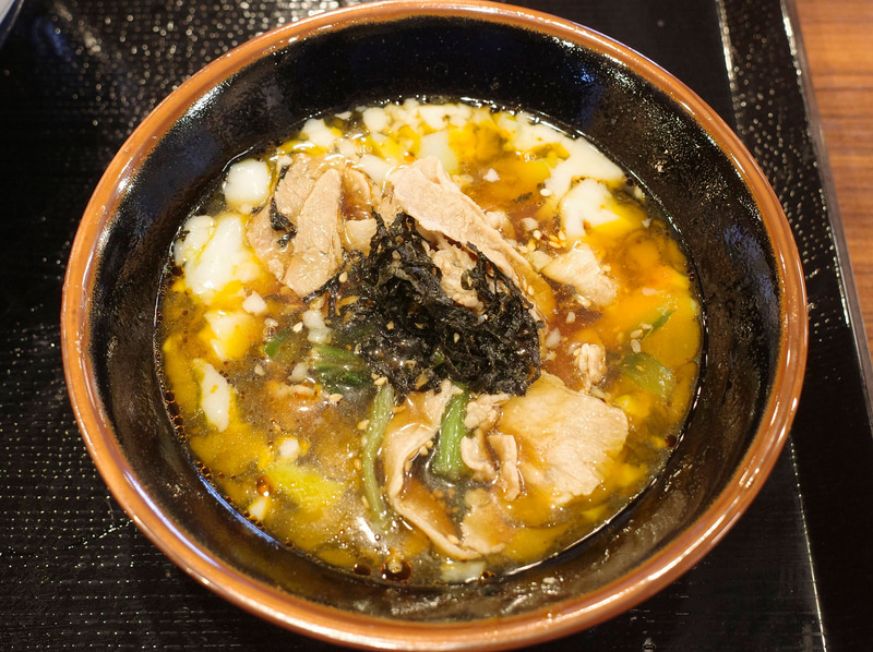 つけ汁に具を入れたら食事もフィナーレへ！