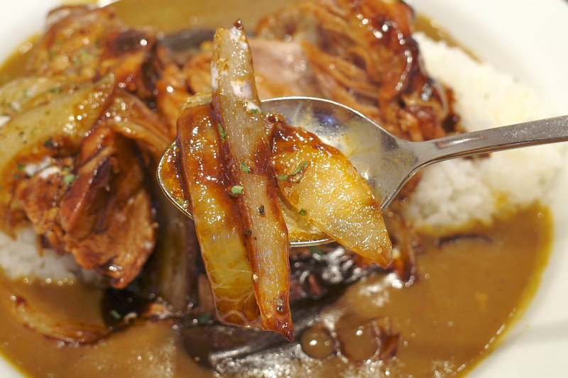 玉ねぎのソテーは甘く後味キリリ！