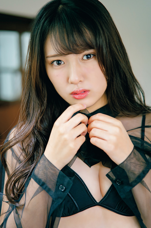 日比谷萌甘(C)光文社/週刊FLASH 写真◎U-YA