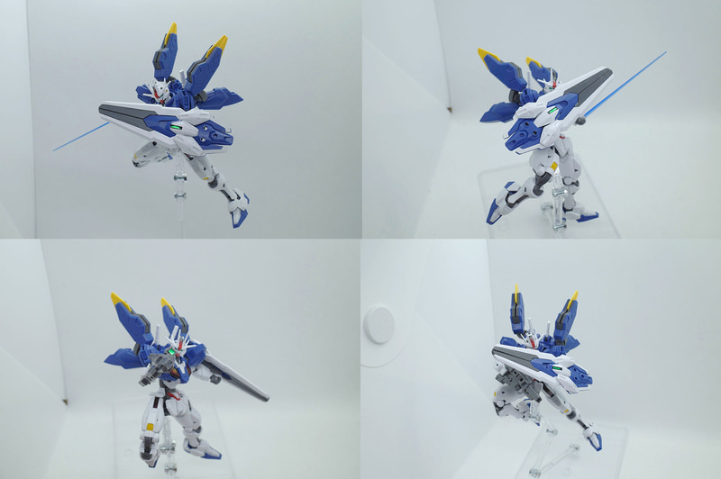 シールド状のエスカッシャンによって攻防一体のシーンが演出可能!