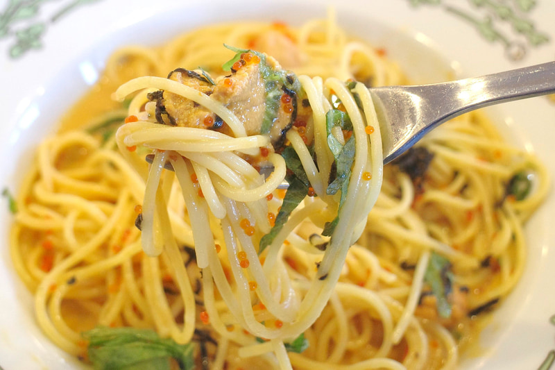 「濃厚ウニの贅沢クリームパスタ」は、具全部乗せでほおばるのが正解と実感しながらFINISH!