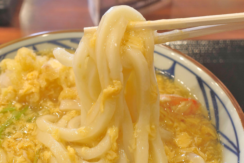 「丸亀製麺」のうどんなので常にクオリティーが高く、玉子あんかけもうどん全体に絡んで旨し!