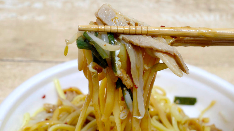 「コク旨醤油あんが決め手 スタミナ醤油パスタ」は、パスタにコク旨醤油あんと具を巻き込んで喰らうのが最高にウマウマ!