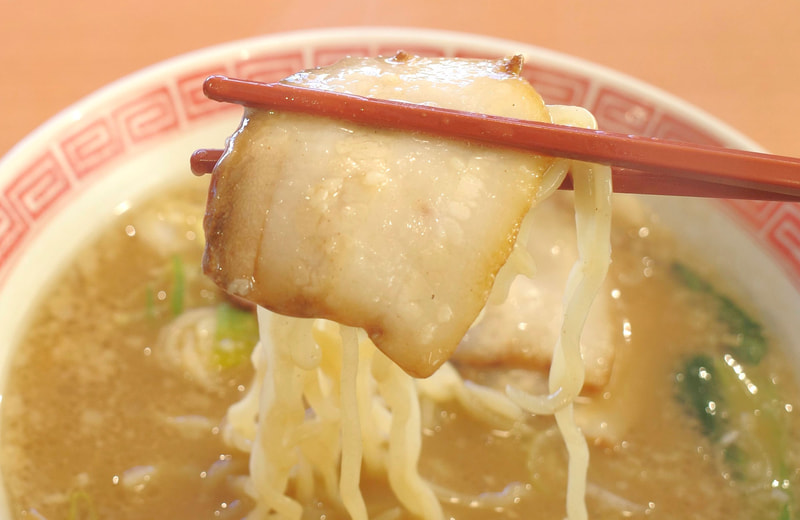 麺とチャーシューをペアにしてFINISH!