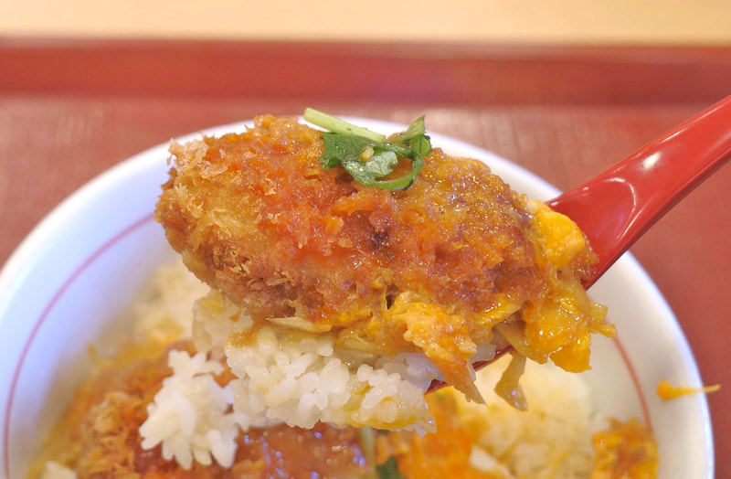 「牡蠣とじ丼」は、具を全部活用してほおばるのが正解と実感しながらFINISH!