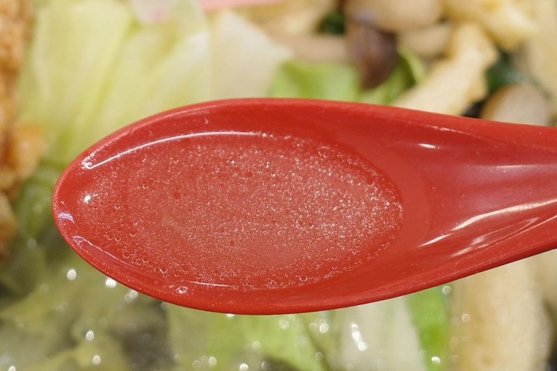 塩ちゃんこのつゆは旨味、塩気ともに強強!