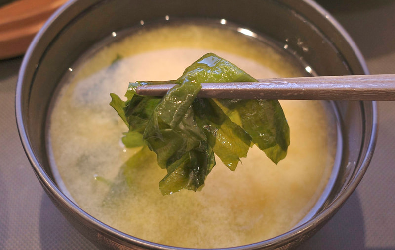 わかめ入りのみそ汁でFINISH!