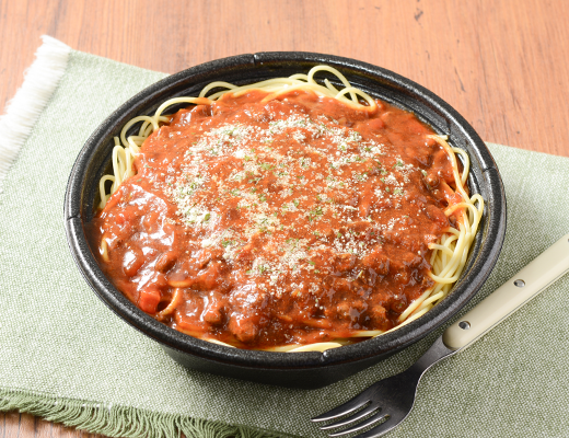 「盛りすぎ！ミートソース」(税込697円)