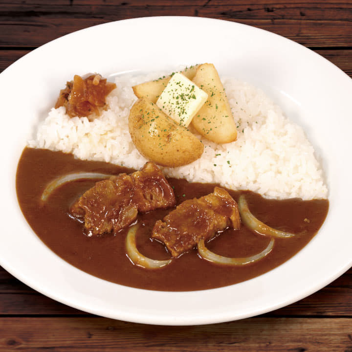 濃厚 コク旨ビーフカレー(1,020kcal)　990円