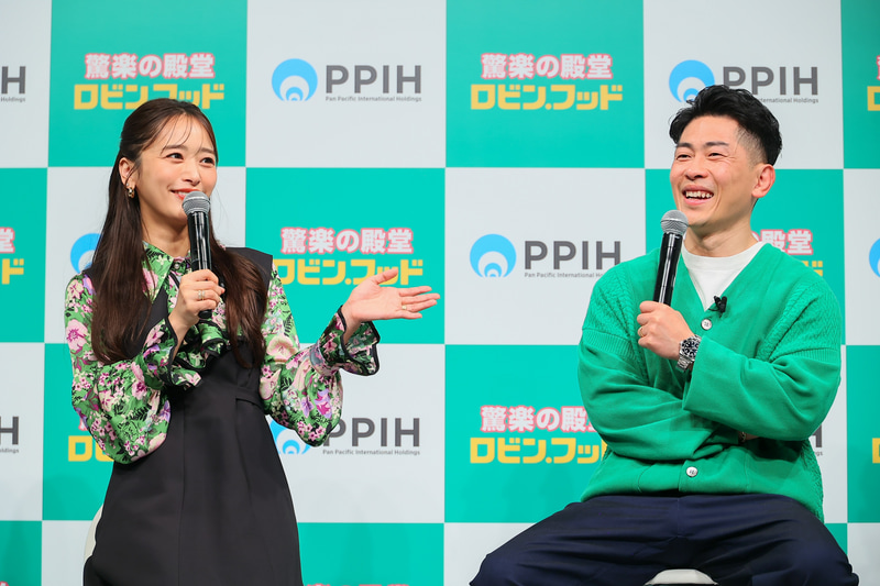 イベントにはジャングルポケットの太田博久さんとモデルの近藤千尋さん夫妻がゲストで登場。近藤さんは「毎日分刻みのスケジュールで、どうしたら『早く』『楽に』済ませられるか考えています」また、太田さんは仕事などで家を空けてしまうことが多いそうで、家族との時間を増やせるように他の時間はタイパよく過ごしているそうです。「ロビン・フッド」は、二人に所縁のある愛知県での初開業ということもあり、太田さんは「僕の地元の豊田市にも是非作っていただきたい！」と期待を膨らませていました