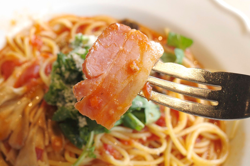 スライスベーコンは思いのほか旨味と塩気が濃いめ!