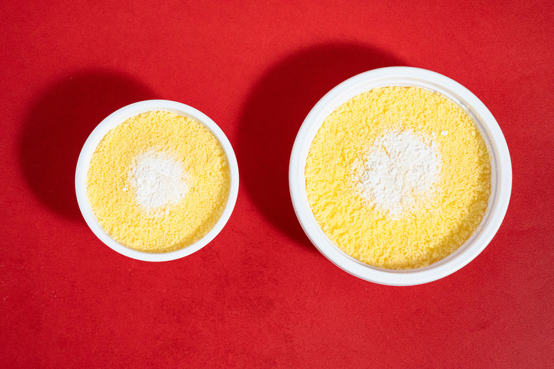 写真左：通常品、右：増量品