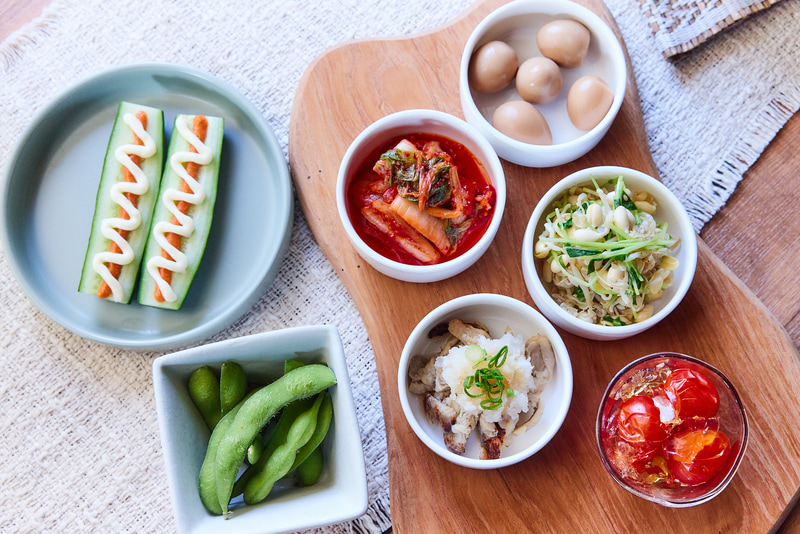 【単品】おつまみ：各300円(税込330円)