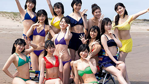 七色の夏”が来た! 虹のコンキスタドール12人が虹色ビキニ姿で集合 