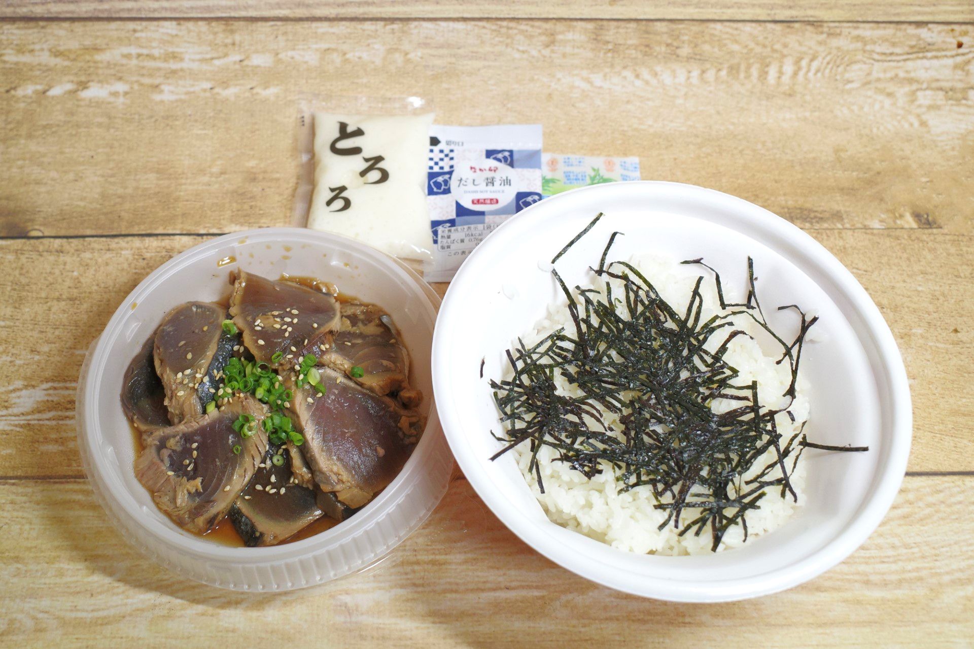 食レポ なか卯 とろろ かつおのたたき丼 身の旨味 タレの味濃いめなかつおのたたきによって 爆速でご飯がススムウマさ とろろを交えてクールに楽しめるのも吉 ネタとぴ